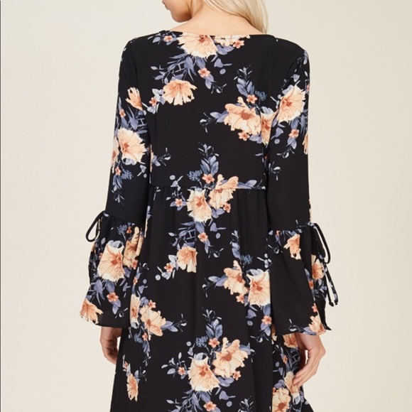 New! Mellie Floral Dress - Picture 4 of 4